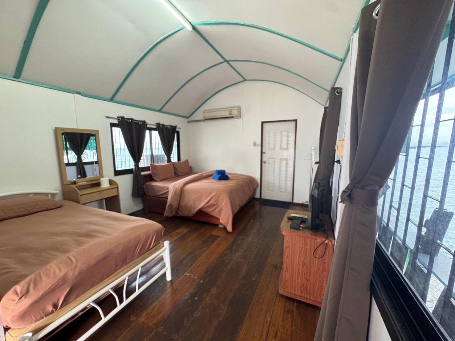 Rimtalay Resort Koh Si Chang Esterno foto