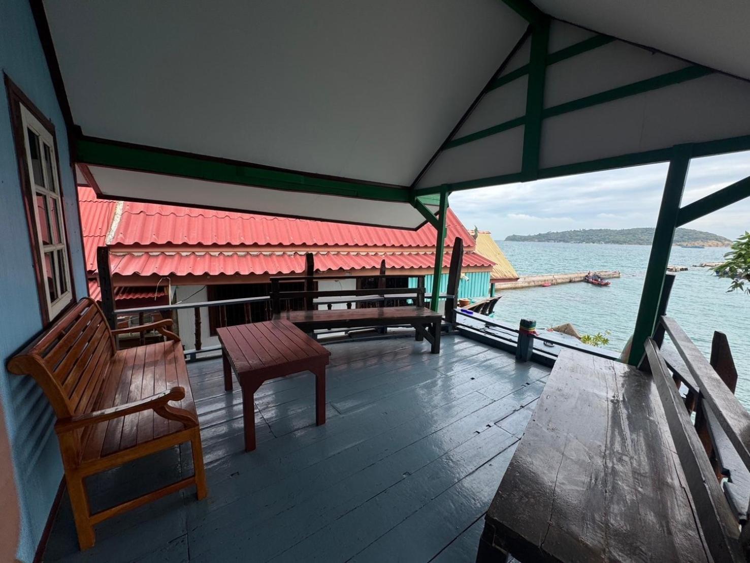Rimtalay Resort Koh Si Chang Esterno foto