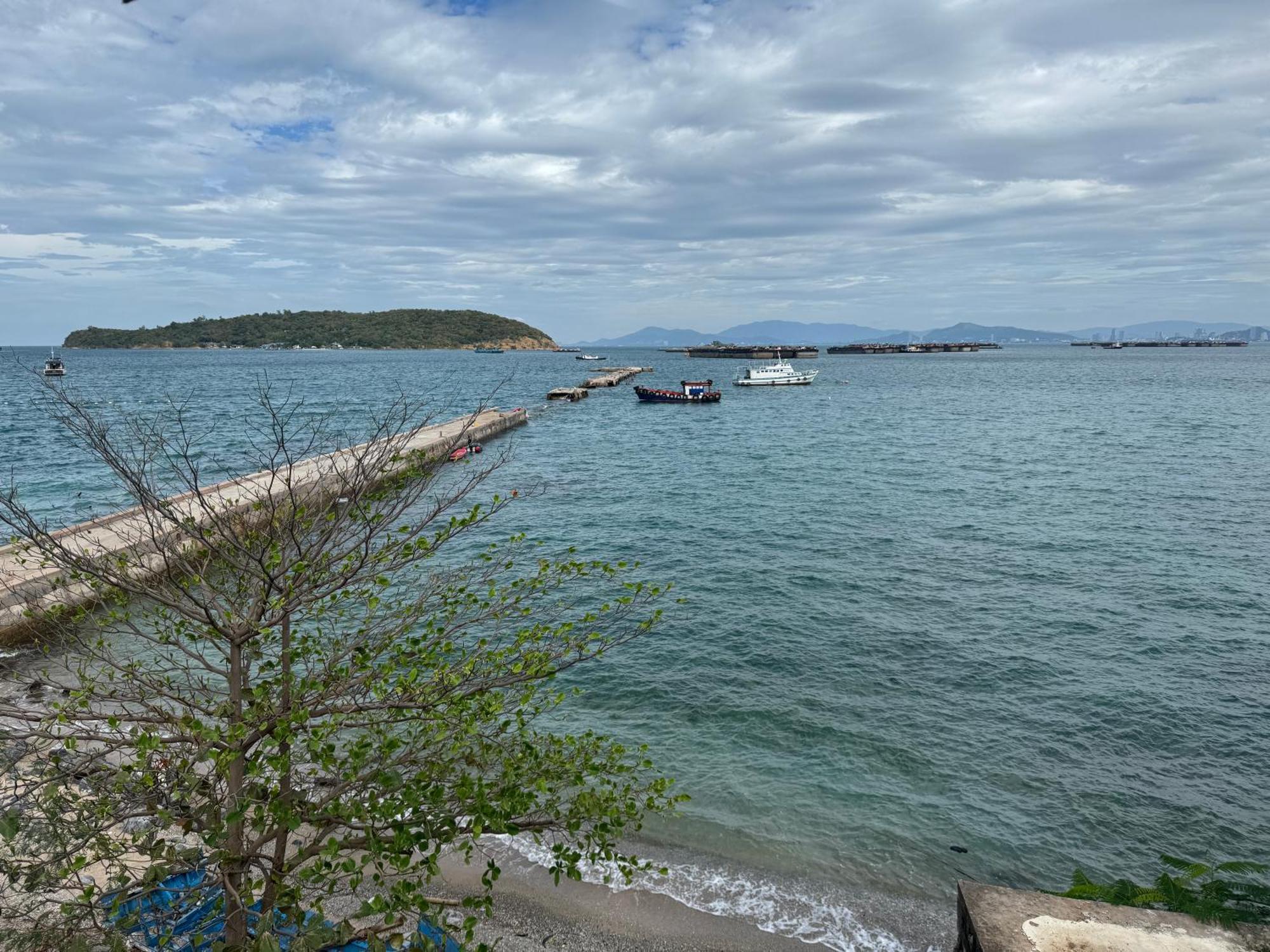 Rimtalay Resort Koh Si Chang Esterno foto
