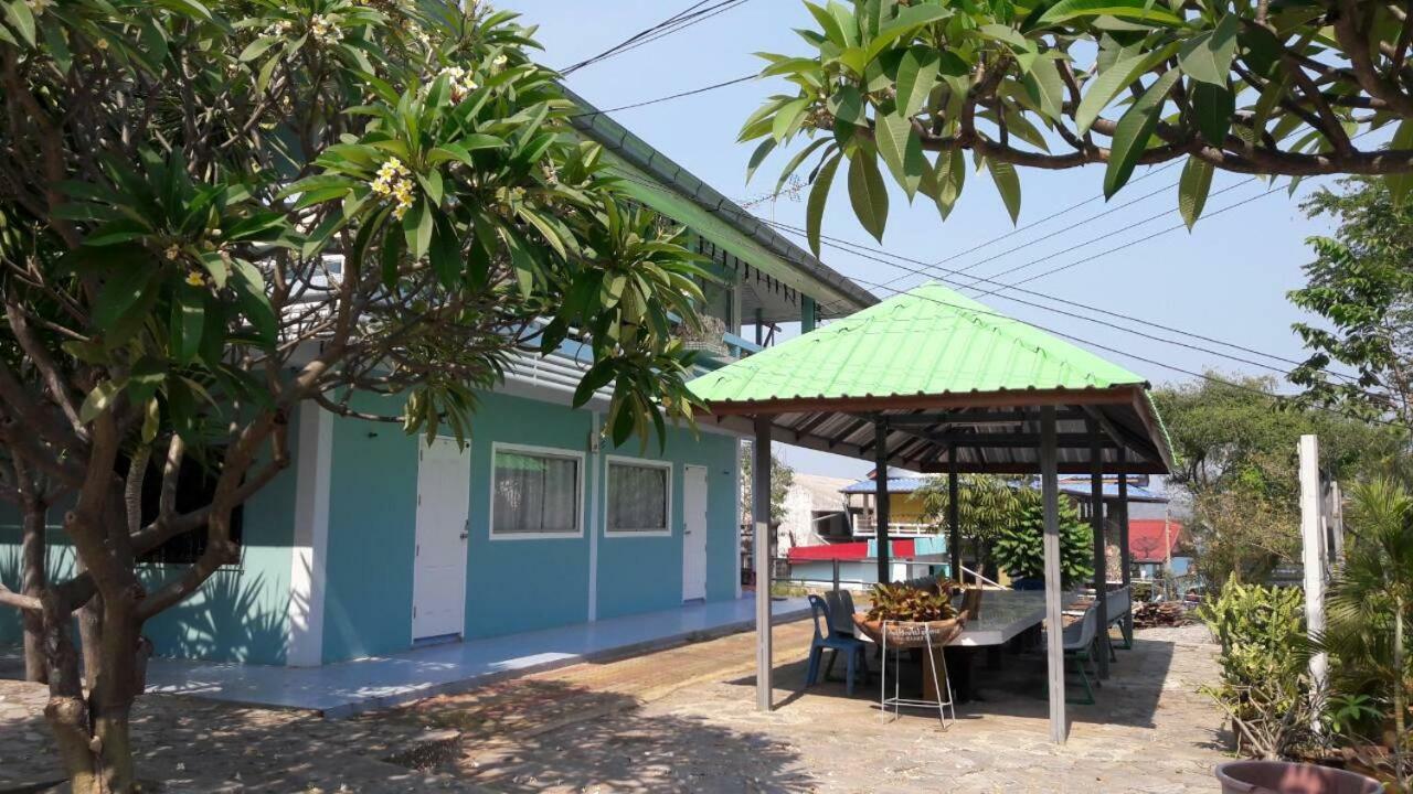 Rimtalay Resort Koh Si Chang Esterno foto